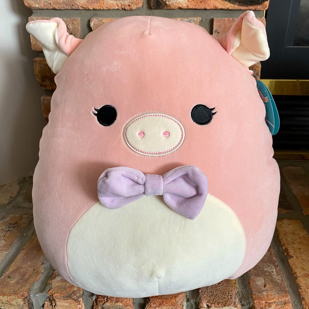 NWT Squishmallow Hettie 14” Pig